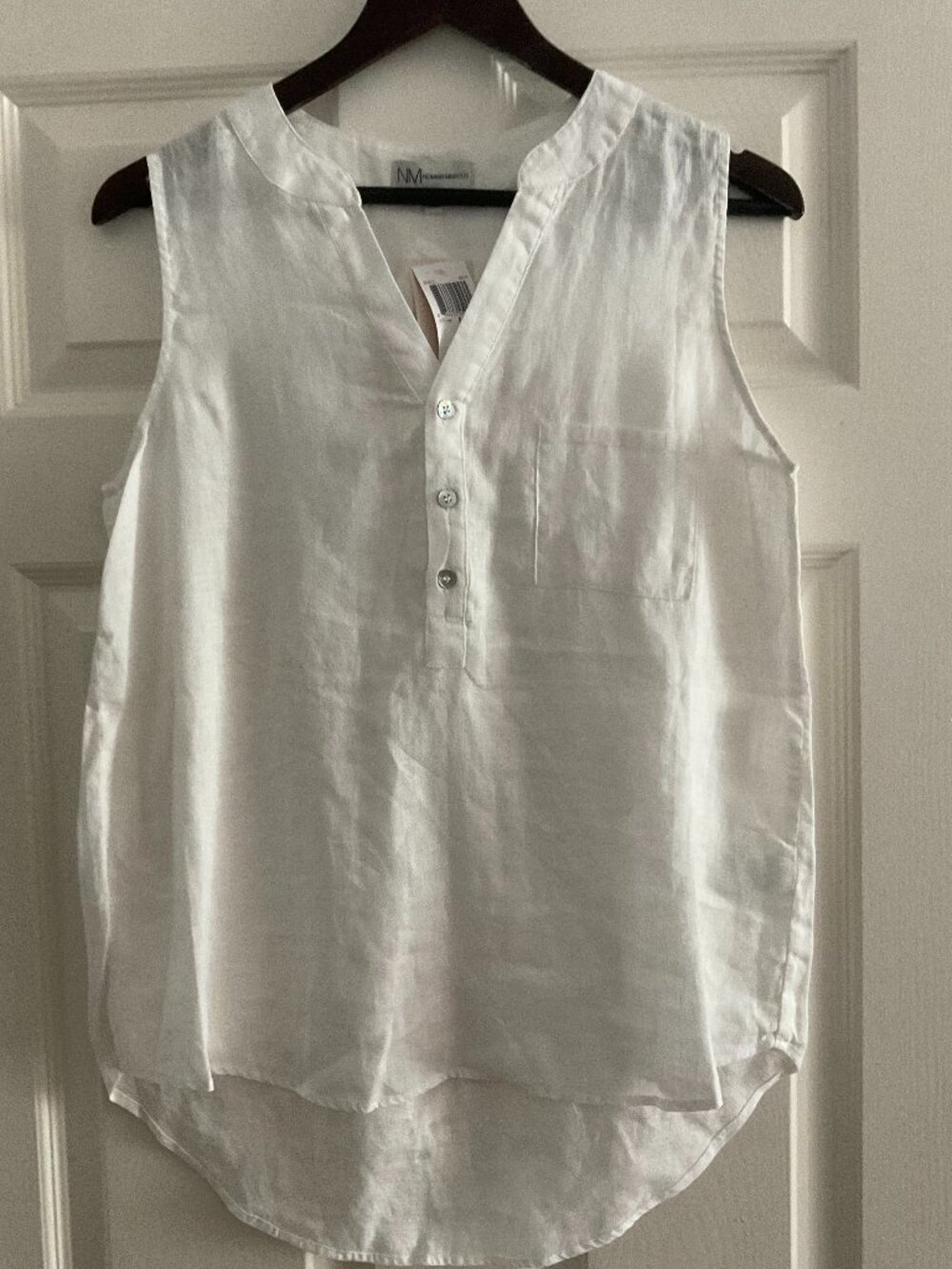 Neiman Marcus Linen top NWT Size Small